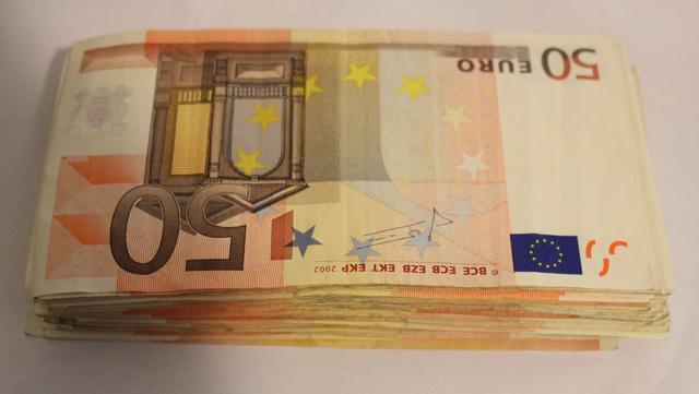 Currency - free image